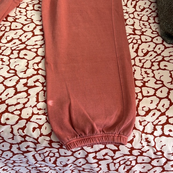 BRAND NEW Champion vintage dye boyfriend sweats - Picture 4 of 10